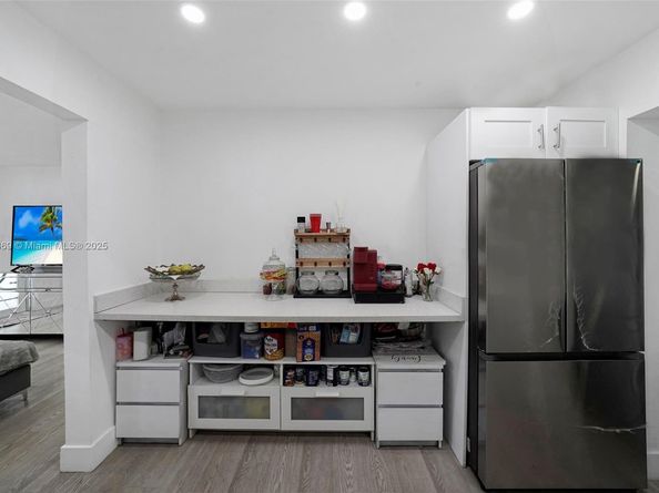 6404 Meade St, Hollywood FL 33024
