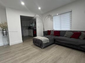 6404 Meade St, Hollywood FL 33024