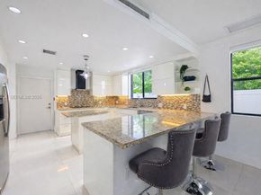 471 SW 30th Rd, Miami FL 33129