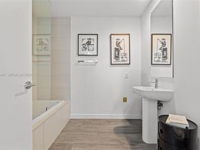 2900 NE 7th Ave 3107, Miami FL 33137