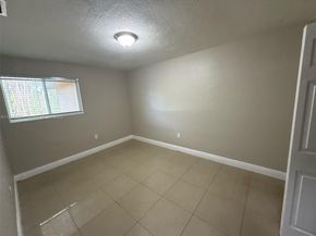 2041 Acapulco Dr, Miramar FL 33023