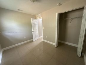 2041 Acapulco Dr, Miramar FL 33023