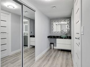 2500 Parkview Dr 1914, Hallandale Beach FL 33009