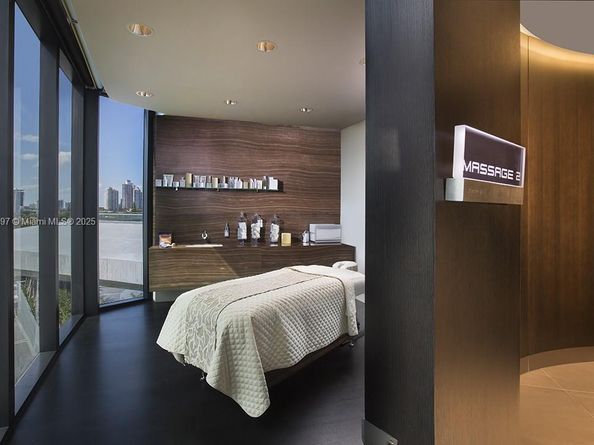 18555 Collins Ave 5105, Sunny Isles Beach FL 33160