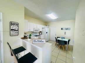 3778 San Simeon Cir, Weston FL 33331