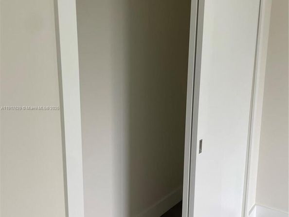 1938 Jackson St 403, Hollywood FL 33020