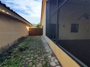 2159 Baton Rouge, Weston FL 33326