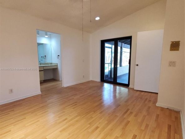 2159 Baton Rouge, Weston FL 33326