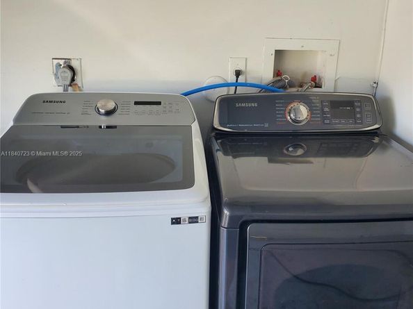 2159 Baton Rouge, Weston FL 33326