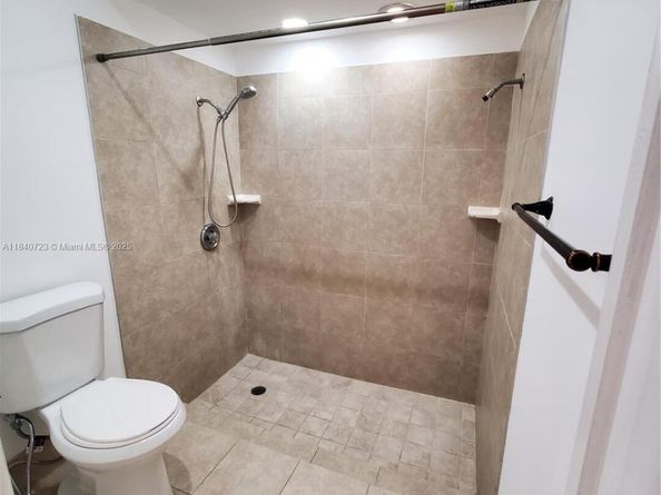 2159 Baton Rouge, Weston FL 33326