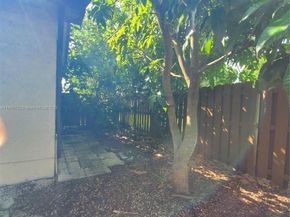 2159 Baton Rouge, Weston FL 33326
