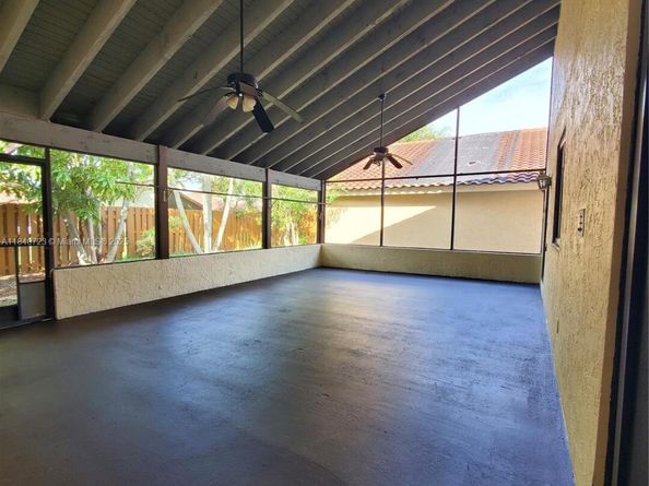2159 Baton Rouge, Weston FL 33326