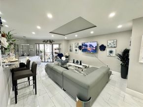 6655 W Broward Blvd 201, Plantation FL 33317