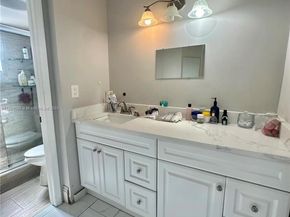 6655 W Broward Blvd 201, Plantation FL 33317