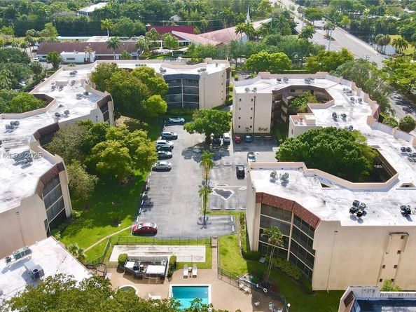 6655 W Broward Blvd 201, Plantation FL 33317