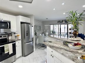 6655 W Broward Blvd 201, Plantation FL 33317