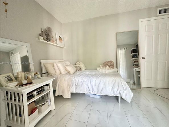 6655 W Broward Blvd 201, Plantation FL 33317