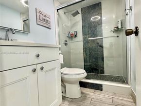6655 W Broward Blvd 201, Plantation FL 33317