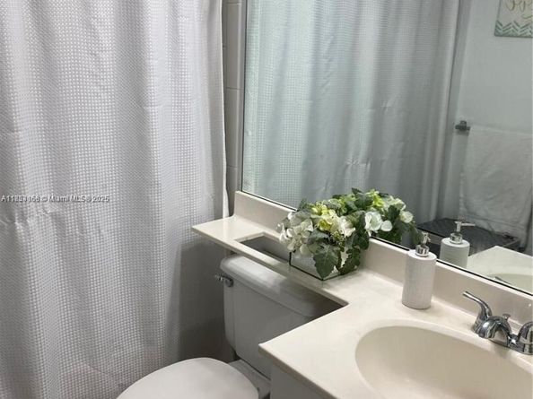 3300 NE 192nd St 1511, Aventura FL 33180