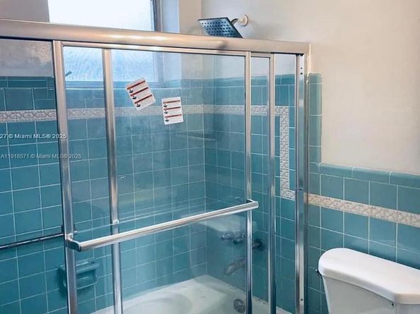 1355 NE 167th St 209, Miami FL 33162