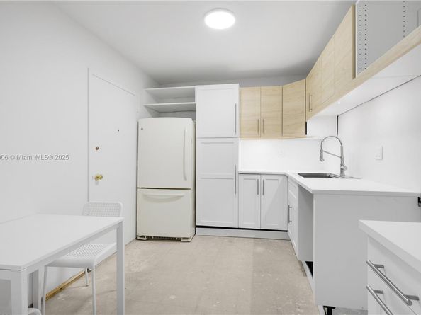 2030 S Ocean Dr 1708, Hallandale Beach FL 33009