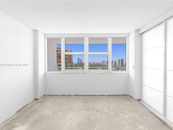 2030 S Ocean Dr 1708, Hallandale Beach FL 33009