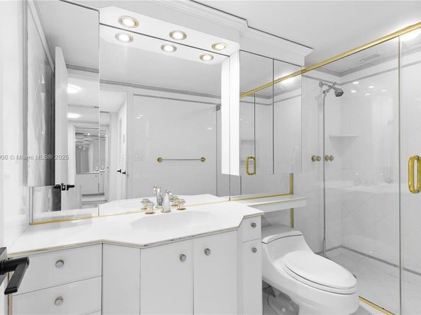 2030 S Ocean Dr 1708, Hallandale Beach FL 33009