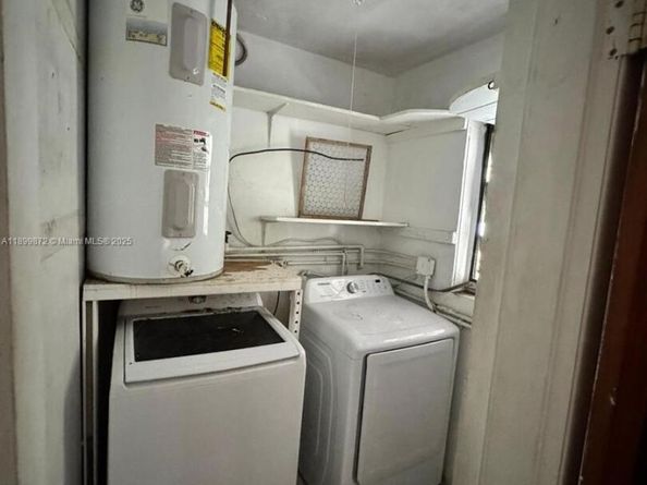 341 Aladdin St, Opa-Locka FL 33054