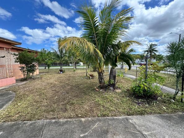 341 Aladdin St, Opa-Locka FL 33054