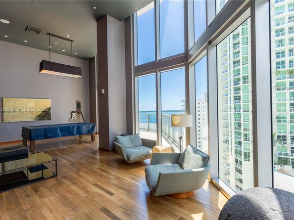 1300 Brickell Bay Dr 808, Miami FL 33131