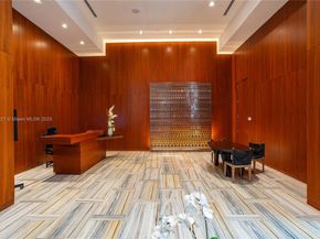 1300 Brickell Bay Dr 808, Miami FL 33131