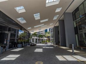 1300 Brickell Bay Dr 808, Miami FL 33131