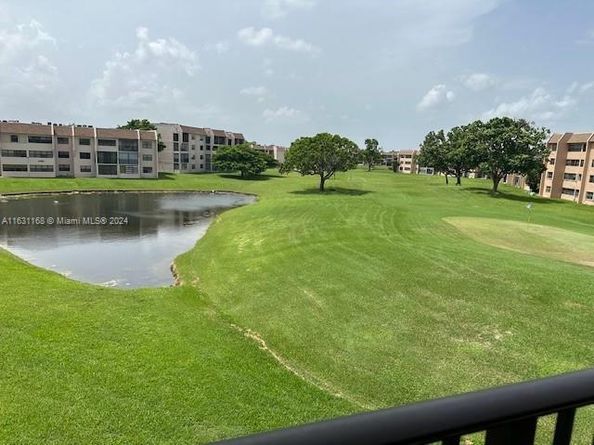 10101 Sunrise Lakes Blvd 306, Sunrise FL 33322