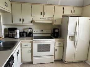 10101 Sunrise Lakes Blvd 306, Sunrise FL 33322