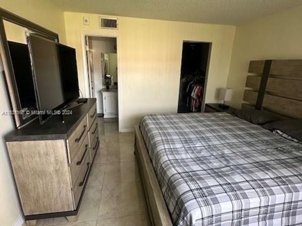 10101 Sunrise Lakes Blvd 306, Sunrise FL 33322