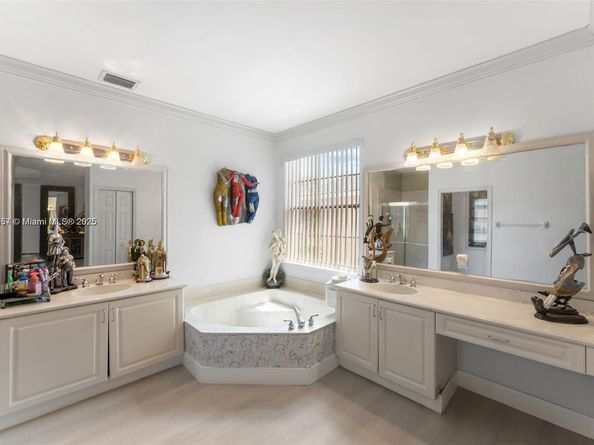 15255 SW 21st Pl, Miramar FL 33027