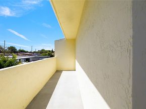 3524 NW 4th Ter, Miami FL 33125