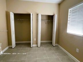 390 NE 35th Ave, Homestead FL 33033