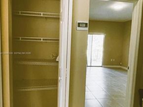 390 NE 35th Ave, Homestead FL 33033