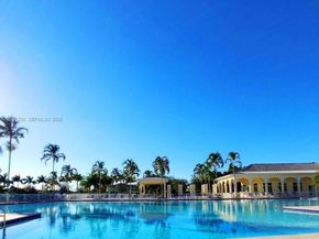 390 NE 35th Ave, Homestead FL 33033