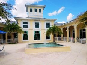 390 NE 35th Ave, Homestead FL 33033