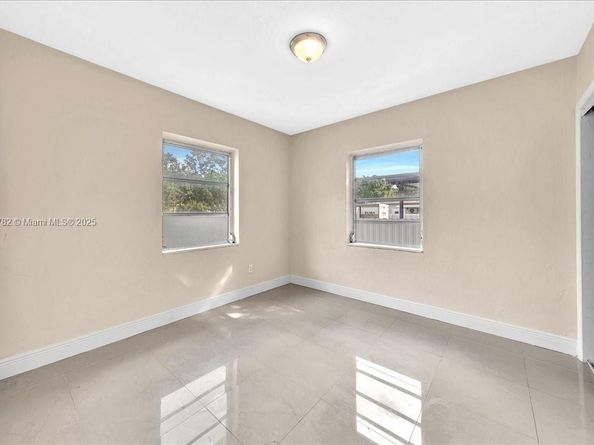 1245 NW 130th St, North Miami FL 33167