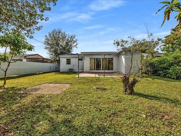 1245 NW 130th St, North Miami FL 33167