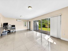1245 NW 130th St, North Miami FL 33167
