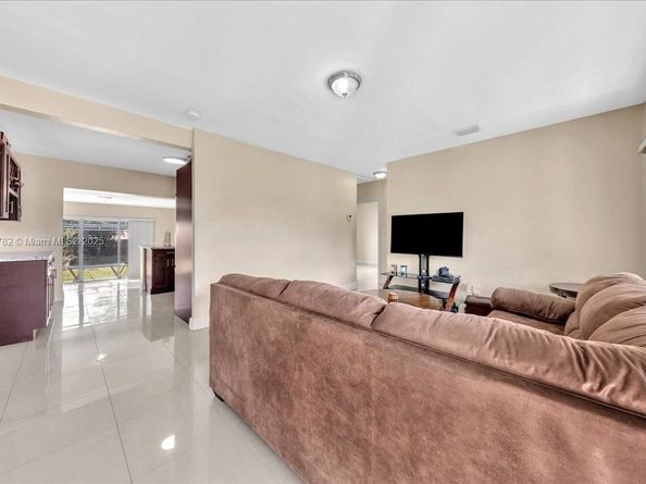 1245 NW 130th St, North Miami FL 33167