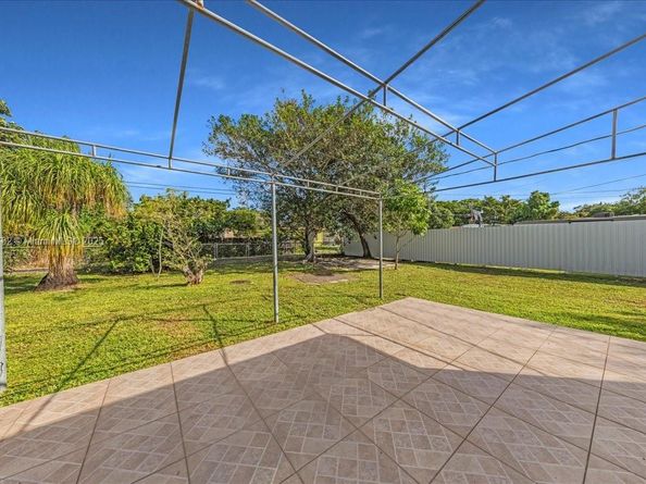 1245 NW 130th St, North Miami FL 33167
