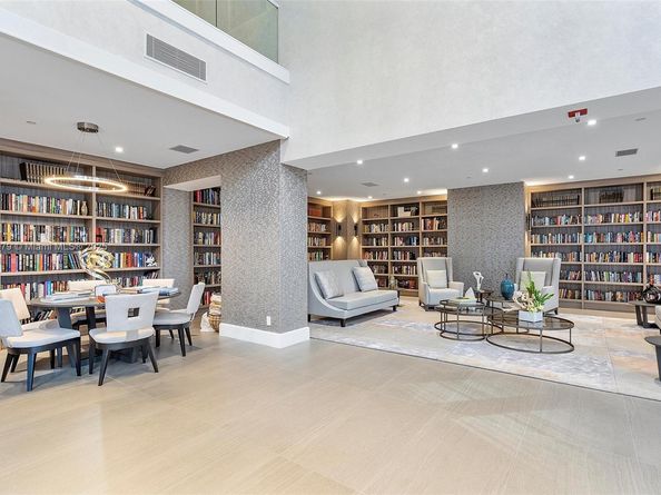 21150 Point Pl PH 3105, Aventura FL 33180