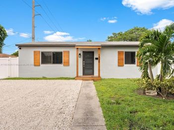 1325 N 26th Ave