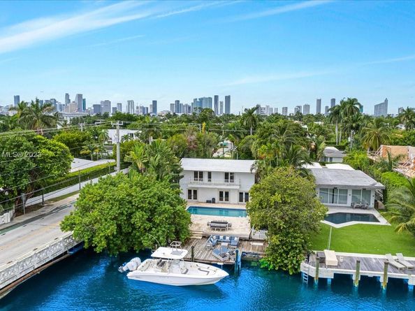 433 E Dilido Dr, Miami Beach FL 33139