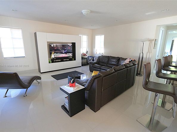 12246 SW 1st St, Miami FL 33184